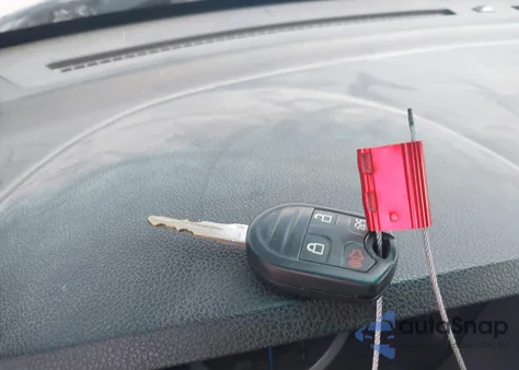 2015 Ford Explorer Xlt z USA, uszkodzony, nr VIN 1FM5K8D89FGB24732